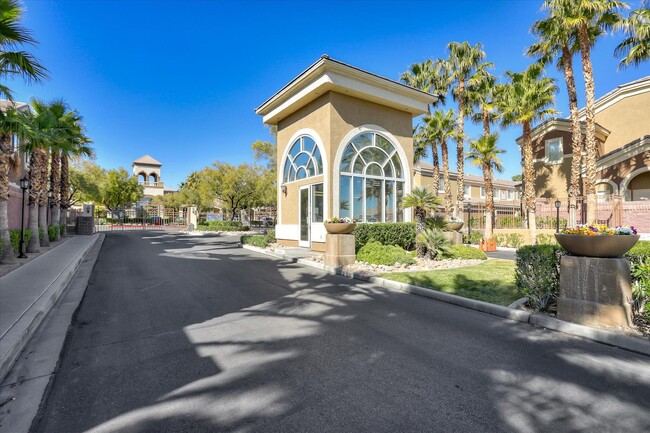 Foto del edificio - Resort at Coronado Ranch