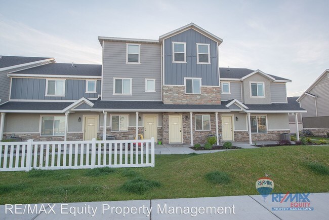 Building Photo - 3 br, 2 bath House - 238 N 750 E