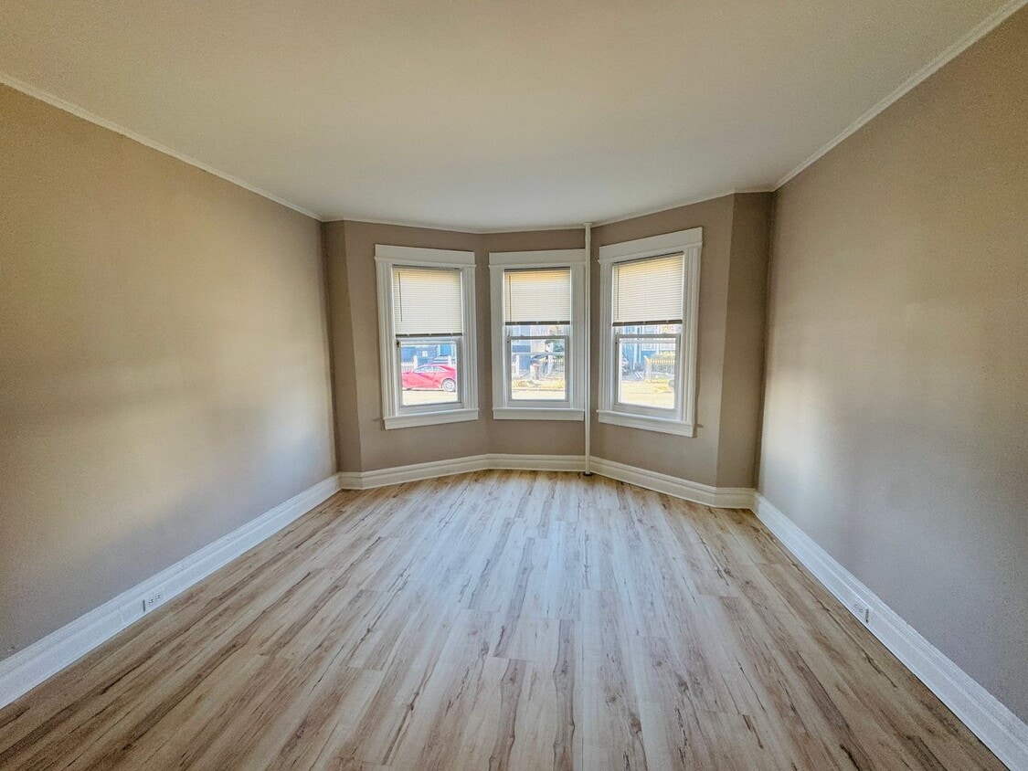 Photo - 38 S 17th St