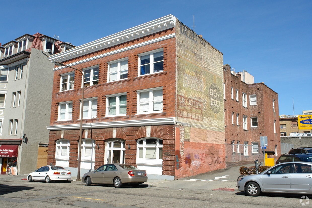 Building Photo - Heywood Apartments