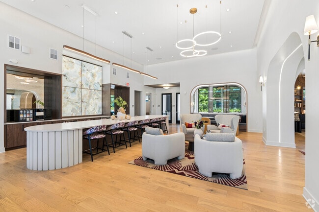 Lobby - Regency