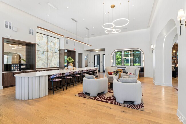 Lobby - Regency