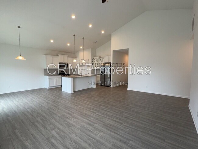 Building Photo - 3242 Somers Dr