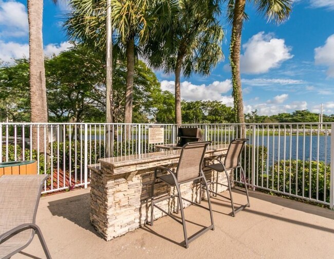 Foto del edificio - 145 SW 96th Ter