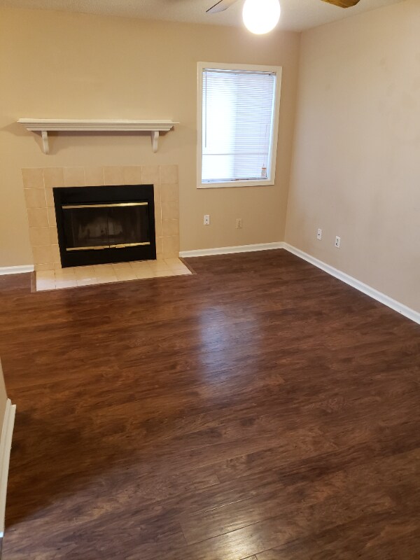 Foto del edificio - 153 Candlebrook Dr