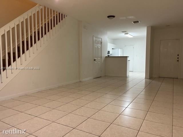 Building Photo - 2 br, 2.5 bath House - 7665 Tamarac Island...