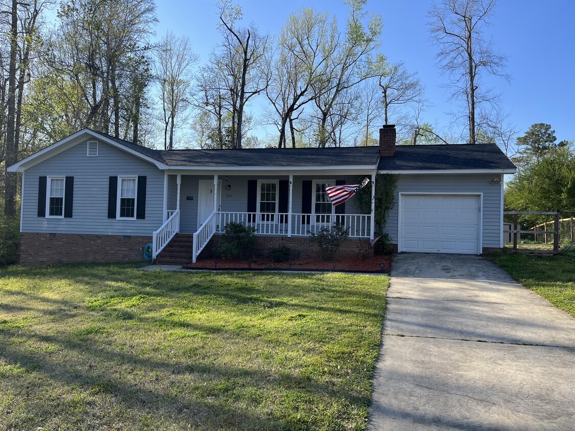 306 Stillwood Dr, Jacksonville, NC 28540 House Rental in Jacksonville