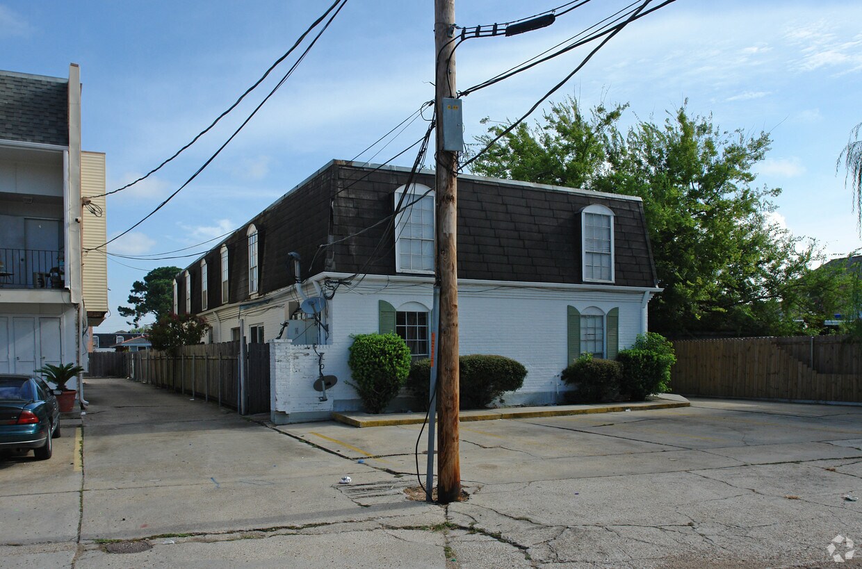 Primary Photo - 4109 Trenton St