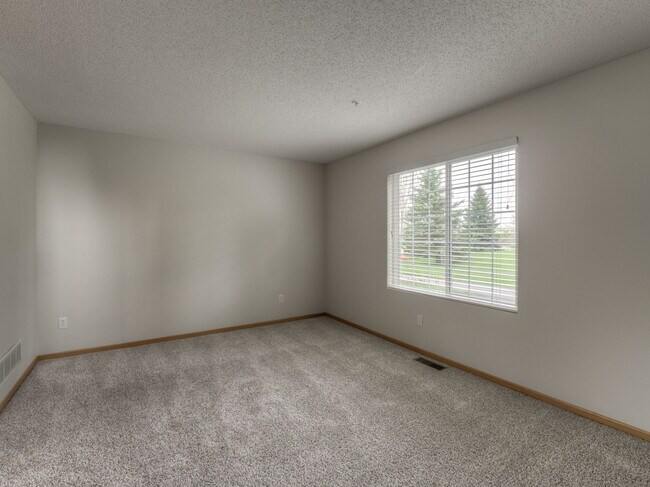 Building Photo - 9131 Scarlet Globe Drive
