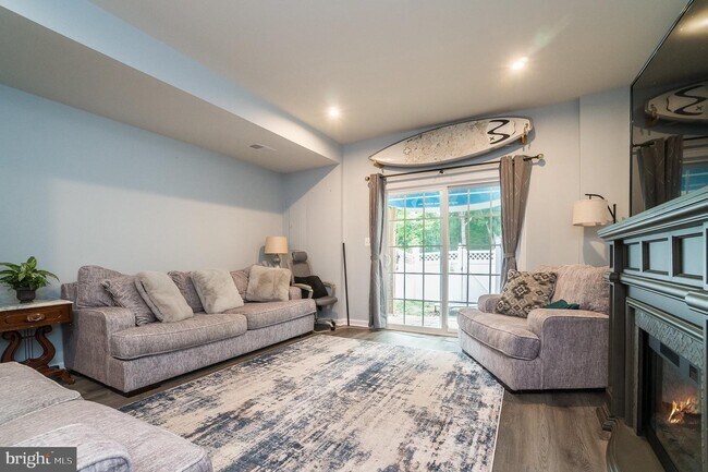 Foto del edificio - 720 River Crest Way