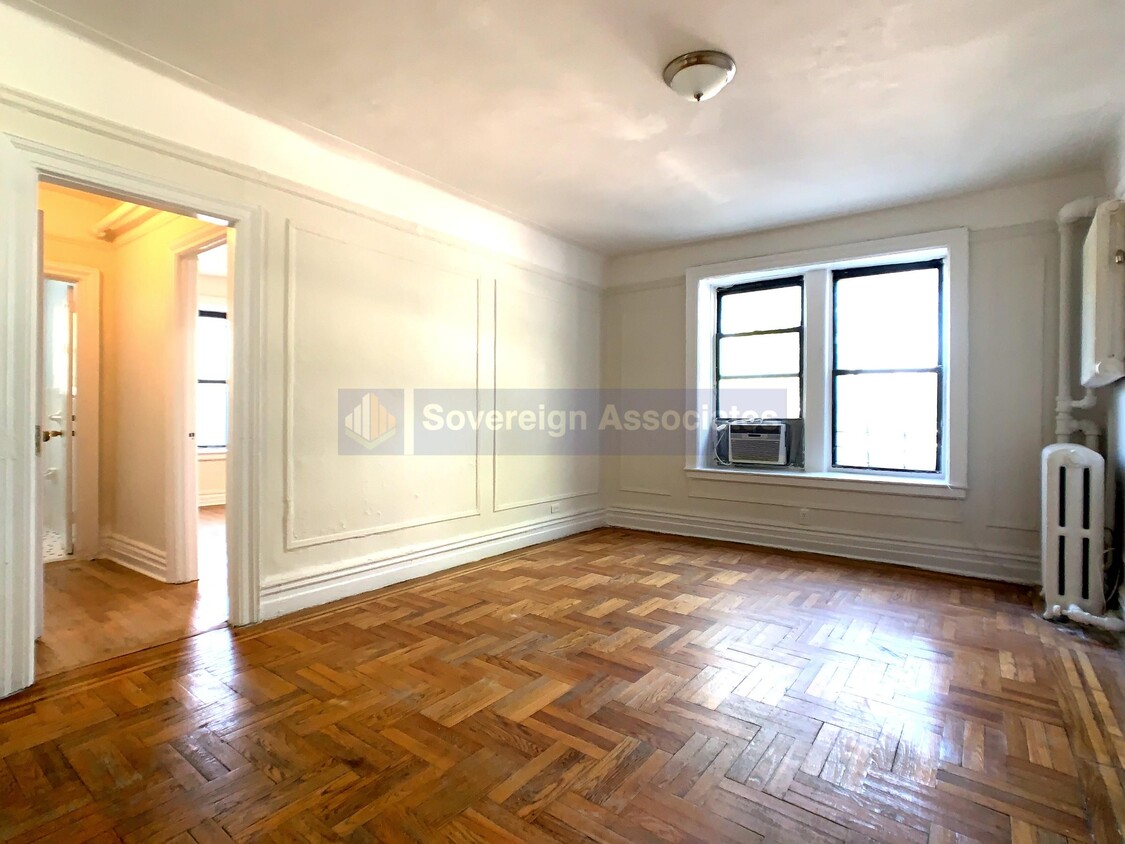Foto principal - 108 Park Terrace East