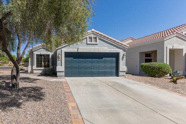 Building Photo - 993 S 239th Dr