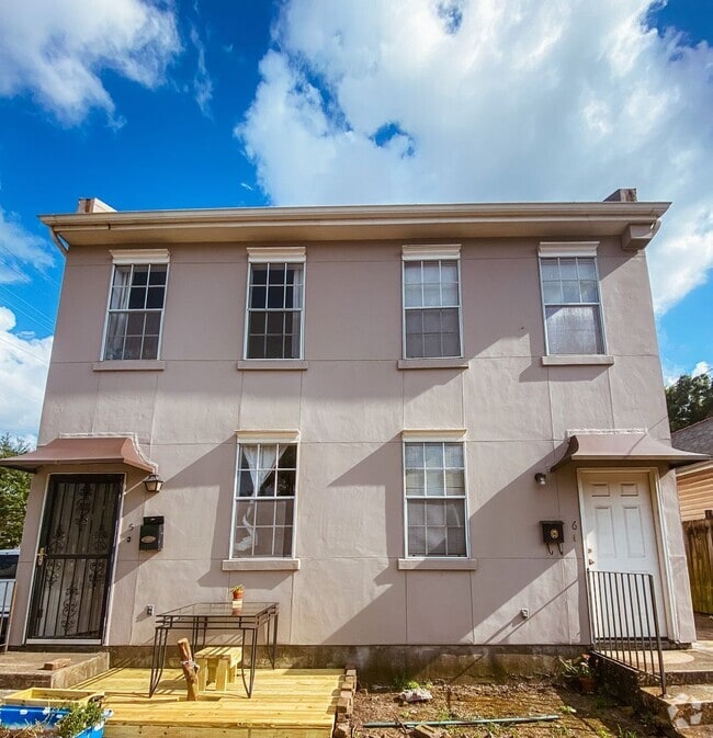 Building Photo - 4600 Laurel St