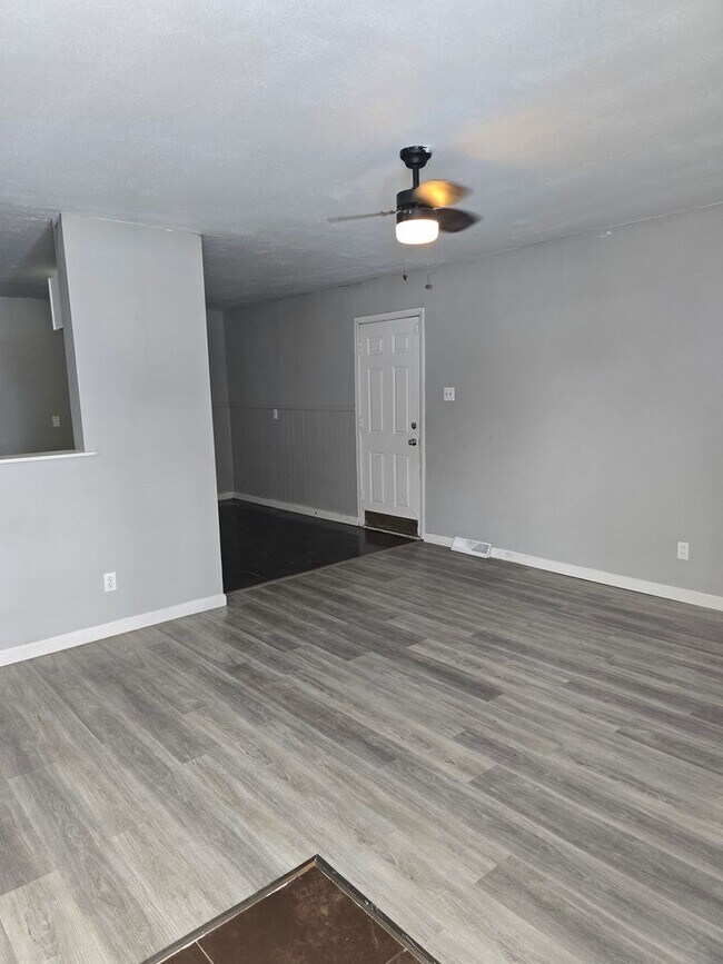 Foto del edificio - LIMITED TIME**1/2 OFF DEPOSIT**