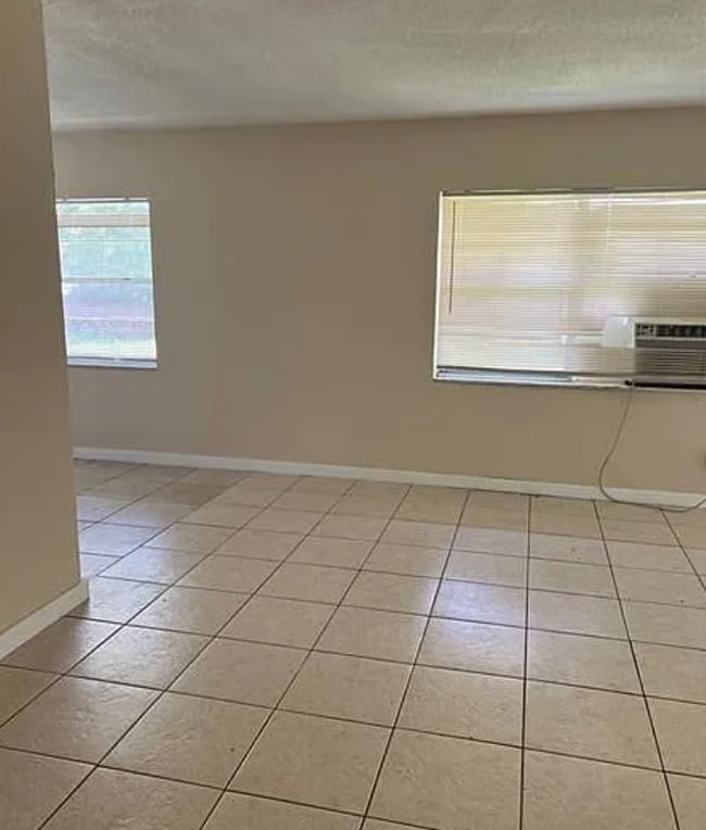 Photo - 513 SW 2nd Ct Townhome