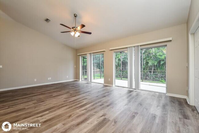 Building Photo - 9060 PINEAPPLE RD, FORT MYERS, FL 33967