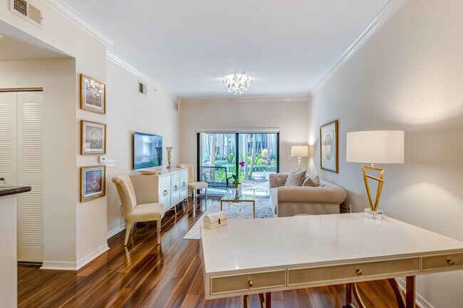 Foto del edificio - 4905 Midtown Lane