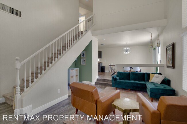 Foto del edificio - 3 br, 2.5 bath House - 3303 CHELTENHAM ST