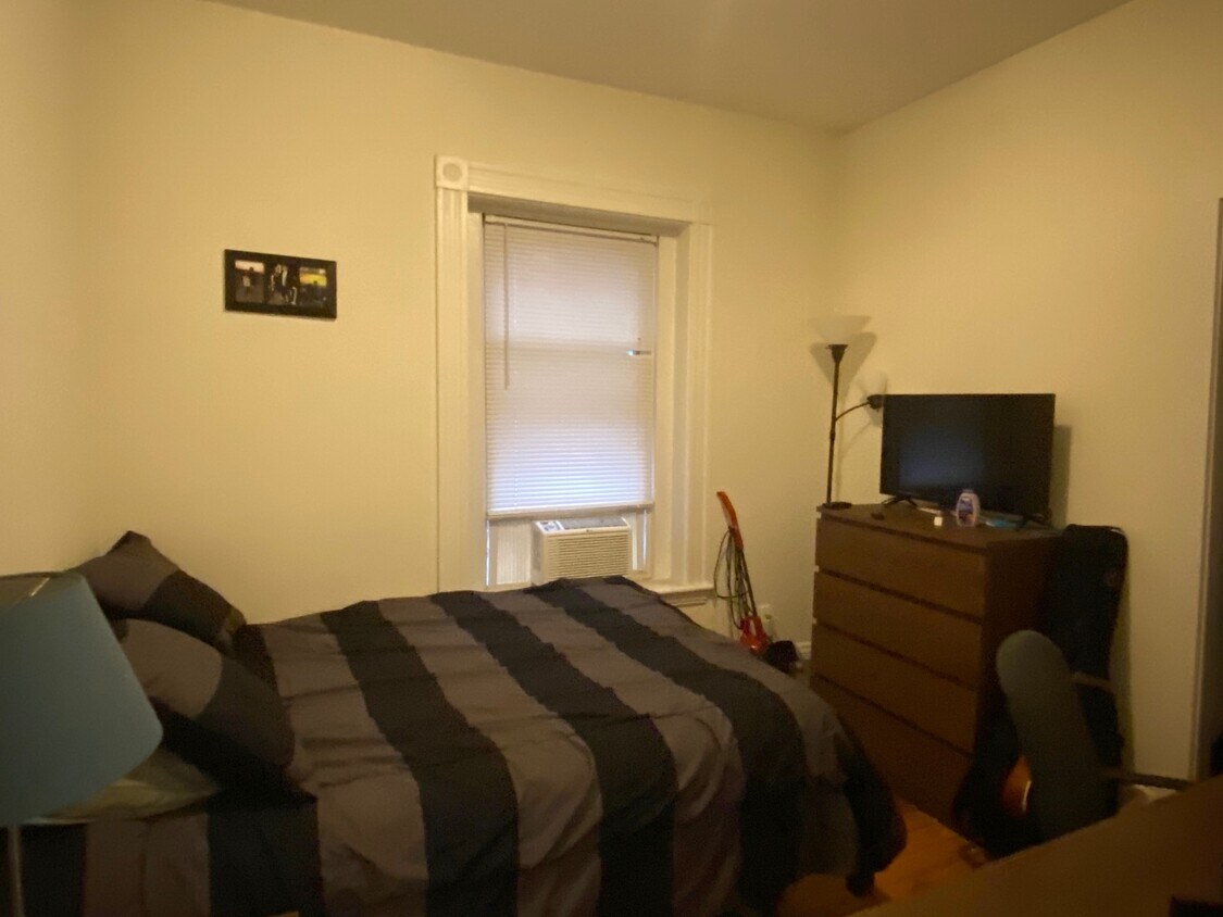 Primary Photo - 91 Brighton Ave