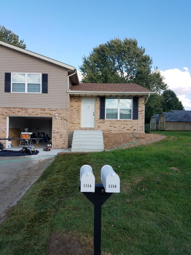 335 Bargraves Blvd, Troy, IL 62294 Townhome Rentals in Troy IL