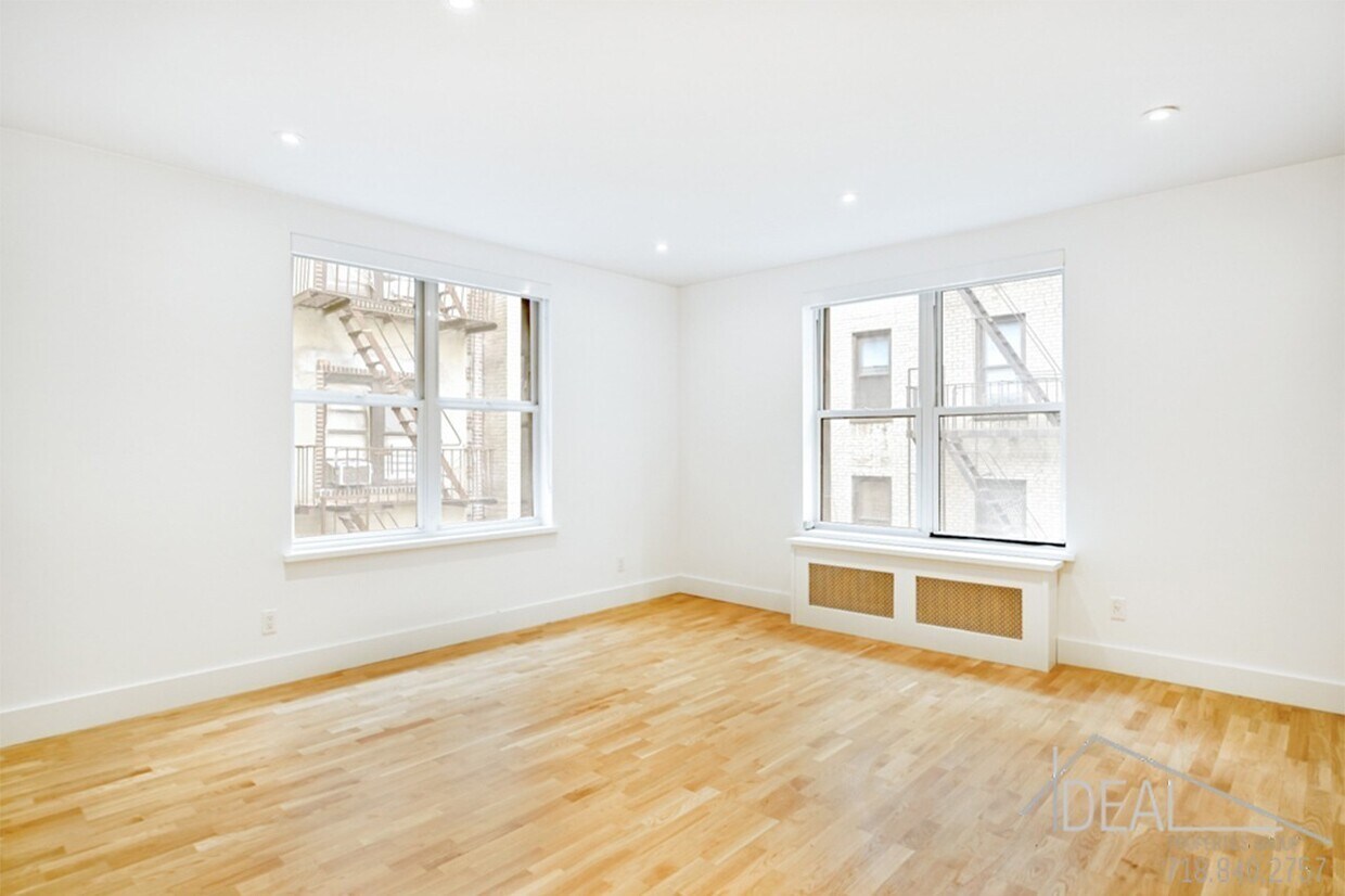 Foto principal - 800 St Marks Ave