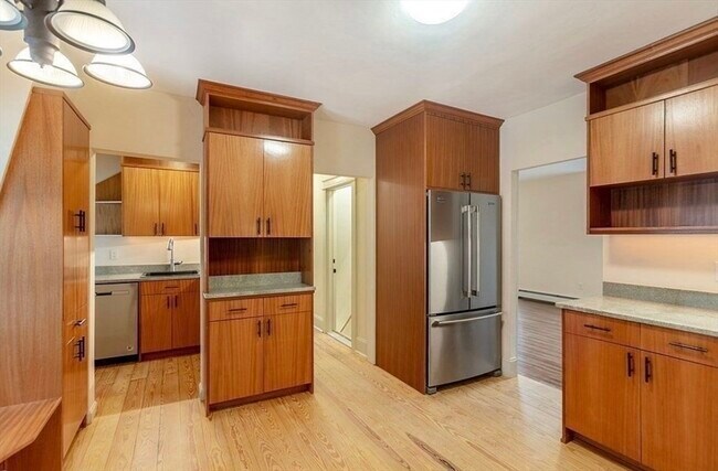 Foto del edificio - 12 Hampden St