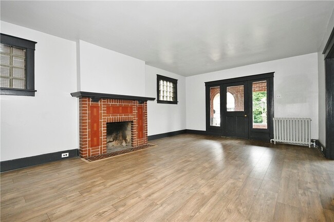 Foto del edificio - 1404 Marlboro Ave