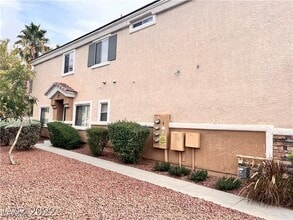 Building Photo - 6024 Mustang Breeze Trail