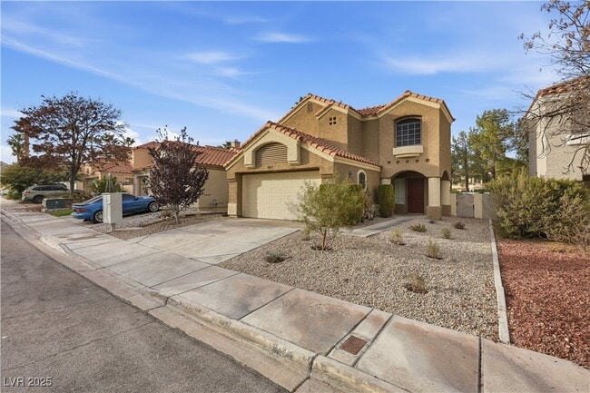 Building Photo - 1849 Derbyshire Dr