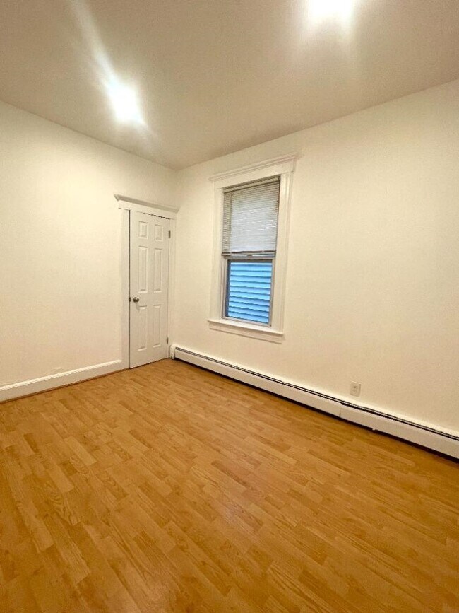 75 Winfield Ave Unit 2, Jersey City, NJ 07305 Room for Rent in Jersey