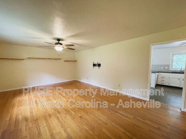 Foto del edificio - 44 Wake Robin Way