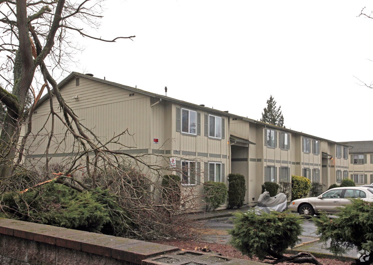 Maple Lane Court Apartments 1601 Maple Ln Kent WA Apartments com Maple Lane Court Apartments 1601 Maple Ln Kent WA Apartments com