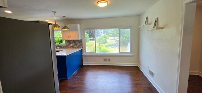 Foto del edificio - 3417 Windsor Rd