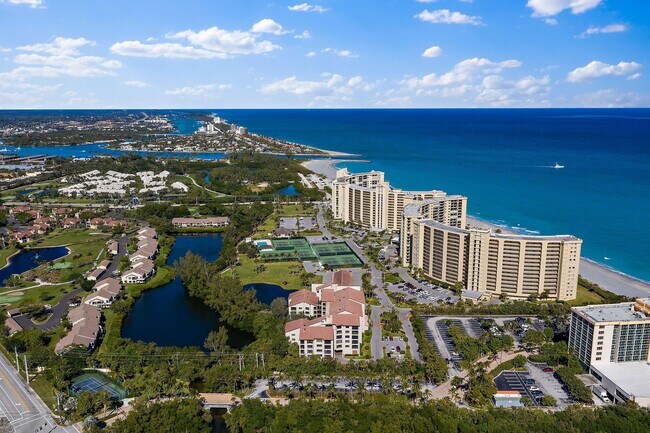 Foto del edificio - 500 Ocean Trail Way