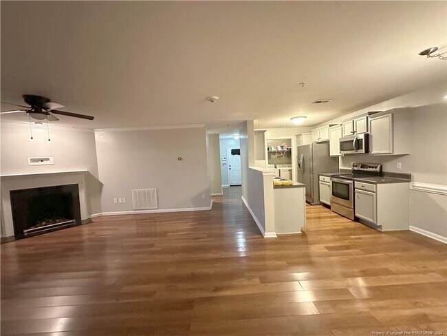 Building Photo - 1309 Kershaw Loop