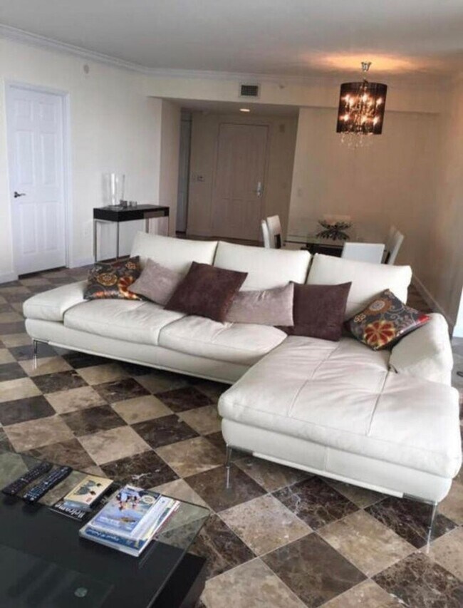 Foto del edificio - 3370 Hidden Bay Dr