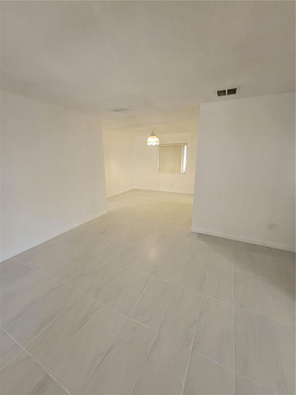 Building Photo - 4825 Squires Dr