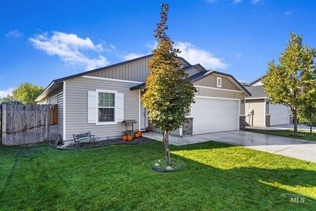 Building Photo - 3 Bed (+ bonus room) 2 Bath Home in Meridi...