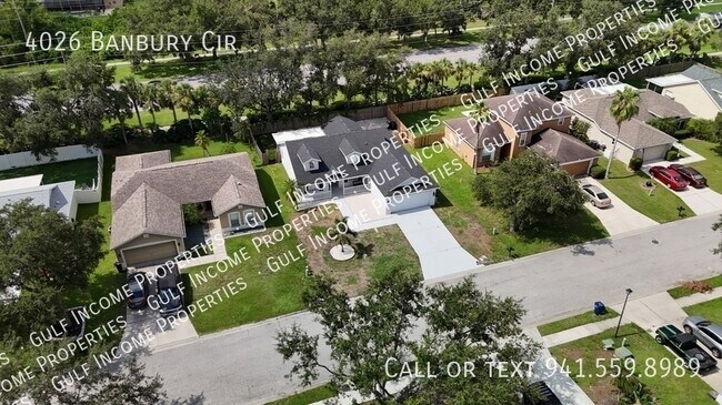 Foto del edificio - 4026 Banbury Cir