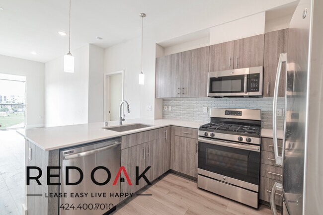 Foto del edificio - 1331 W 7th St