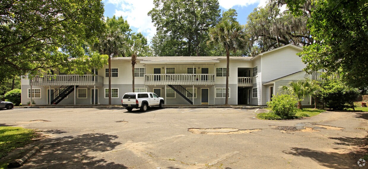 Building Photo - 1711 N Meridian Rd