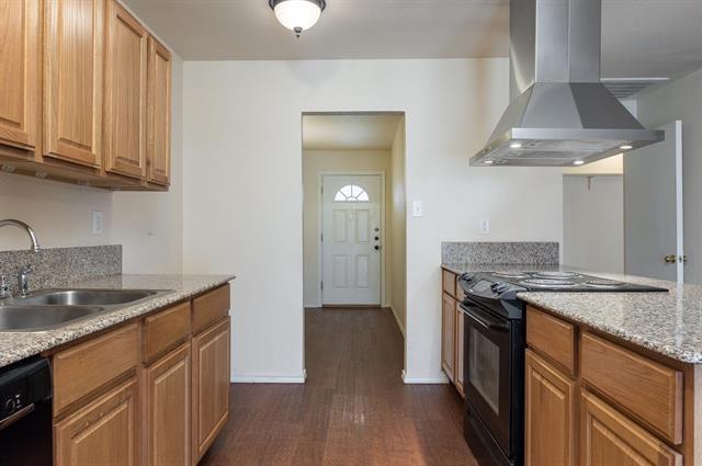 Foto del edificio - 504 Woodcrest Way