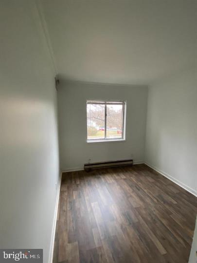 Building Photo - 420 E Cornell Dr