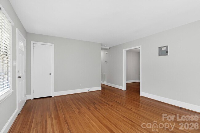 Foto del edificio - 2309 Lanier Ave