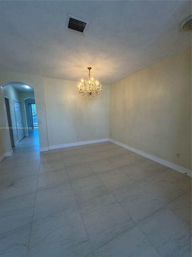 Foto del edificio - 15882 SW 42nd St