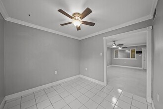 Building Photo - 4040 San Felipe St