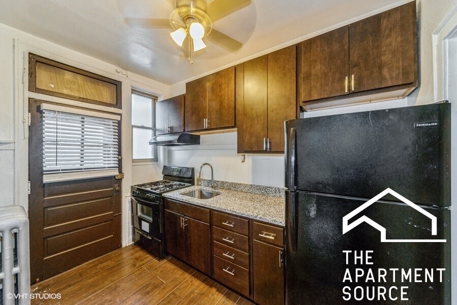 10 Adams St, Oak Park, IL 60304 - Apartments in Oak Park, IL ...