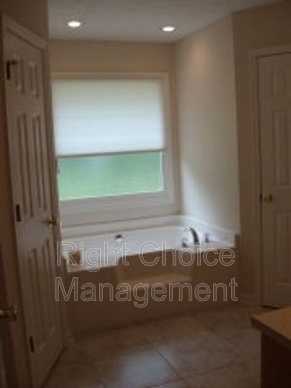 Foto del edificio - 2990 Slippery Rock Ct