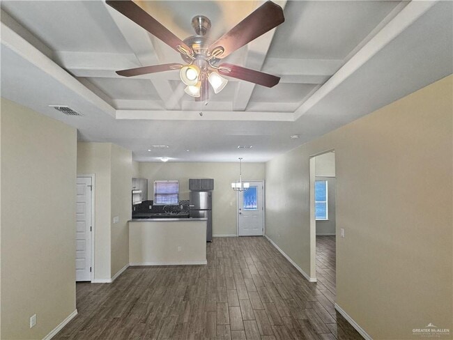 Building Photo - 11 Carlisle Ave