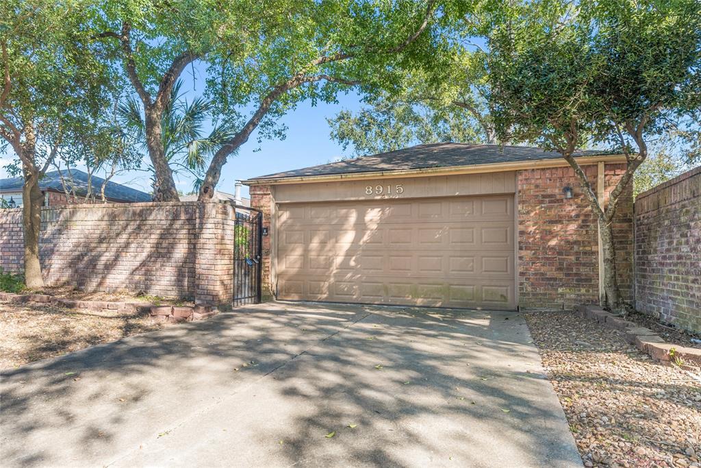 Foto principal - 8915 Beau Monde Dr